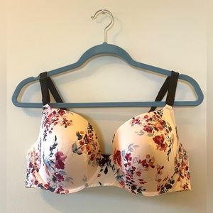 Torrid Curve floral t-shirt bra